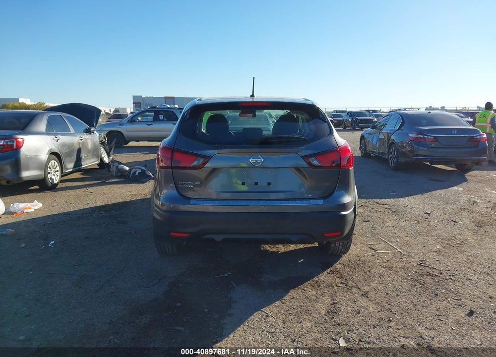 2018 NISSAN ROGUE SPORT S VIN: JN1BJ1CP0JW100640