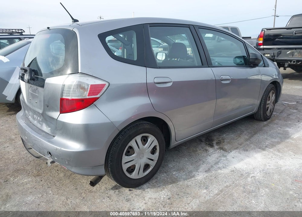 2010 HONDA FIT VIN: JHMGE8H25AC013510