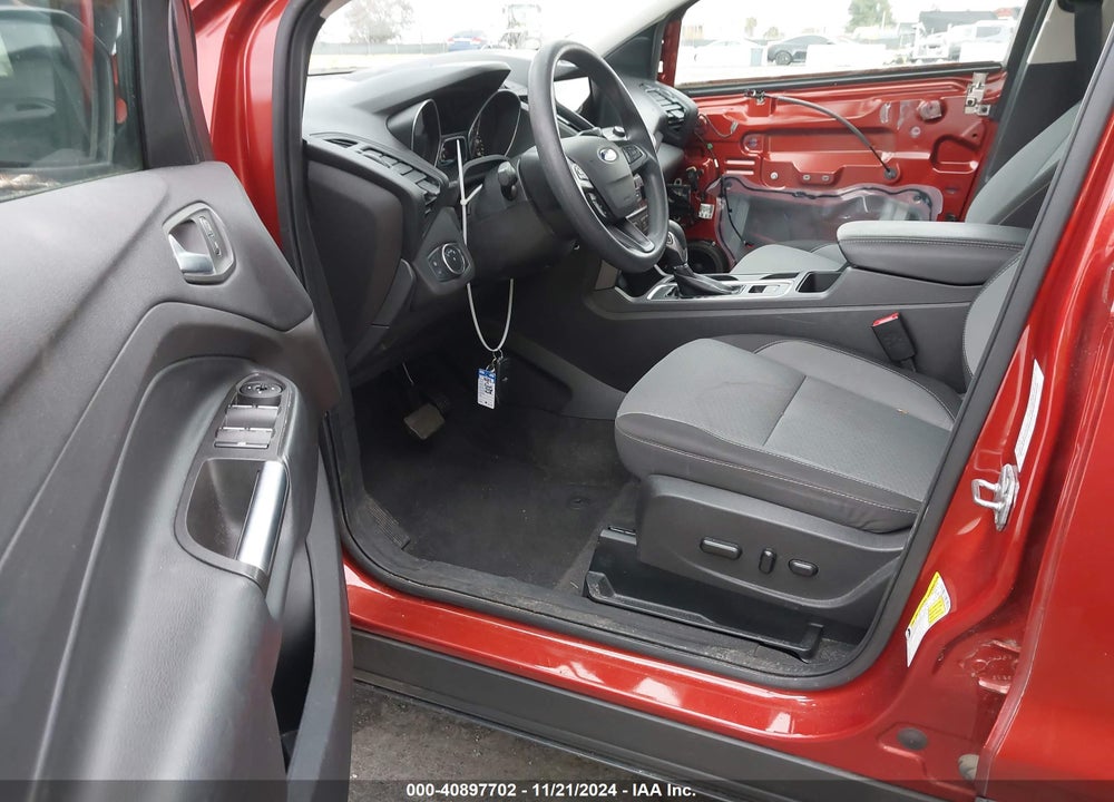 2019 FORD ESCAPE SE VIN: 1FMCU9GD9KUA32502