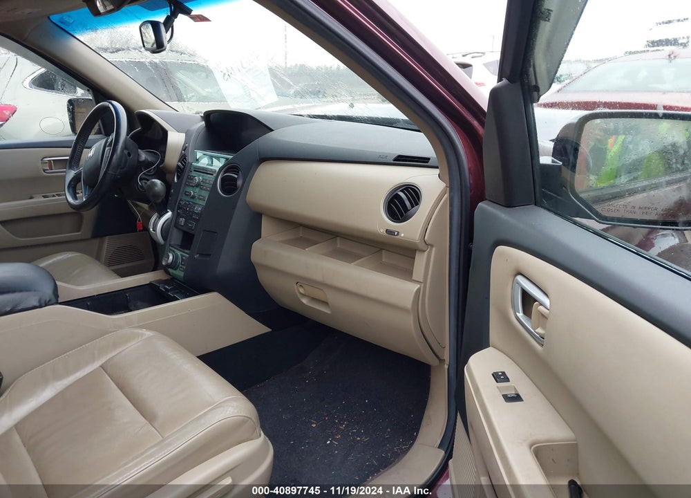 2011 HONDA PILOT EX-L VIN: 5FNYF4H7XBB091972