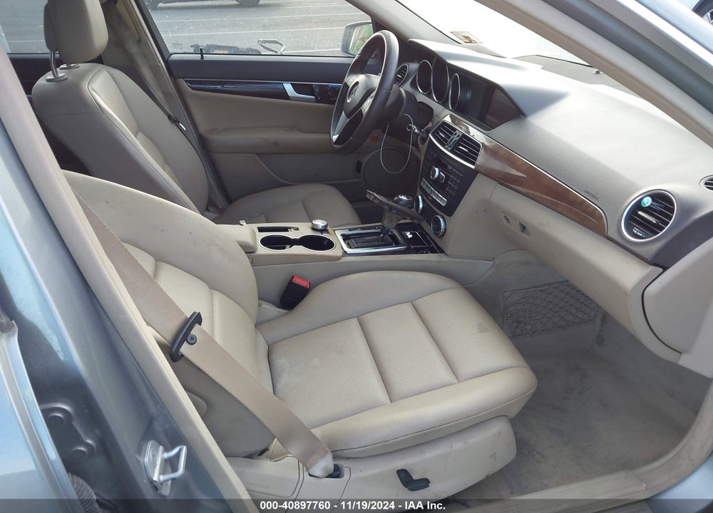 2012 MERCEDES-BENZ C 300 LUXURY 4MATIC/SPORT 4MATIC VIN: WDDGF8BB0CR238799