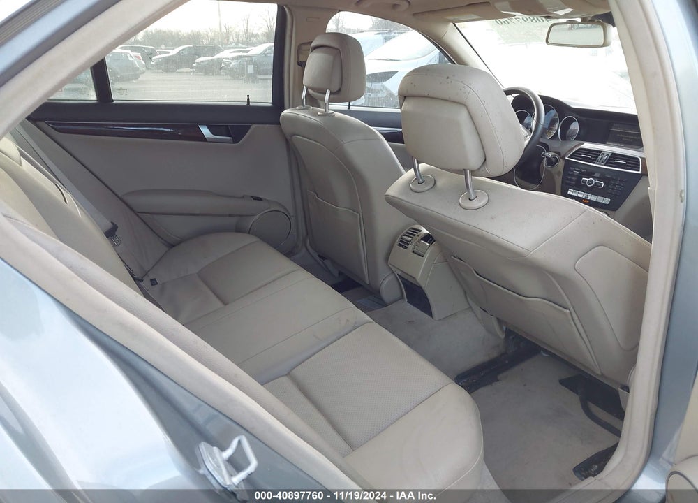 2012 MERCEDES-BENZ C 300 LUXURY 4MATIC/SPORT 4MATIC VIN: WDDGF8BB0CR238799