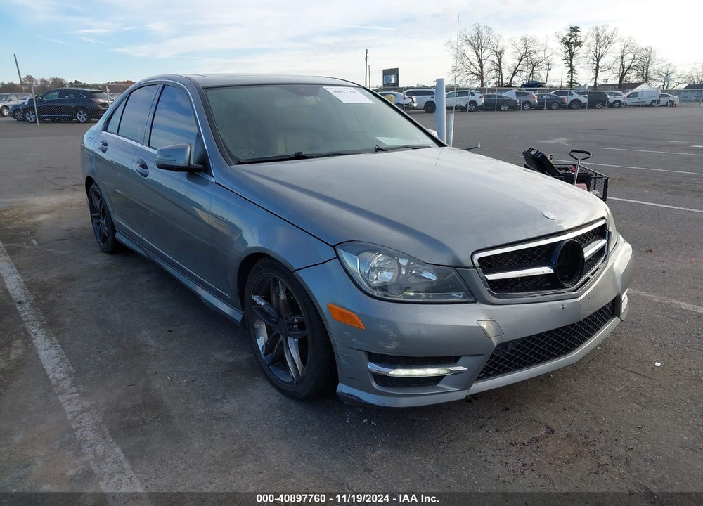 2012 MERCEDES-BENZ C 300 LUXURY 4MATIC/SPORT 4MATIC VIN: WDDGF8BB0CR238799