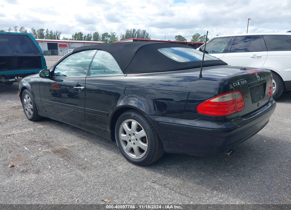 2001 MERCEDES-BENZ CLK 320 VIN: WDBLK65G91T070806
