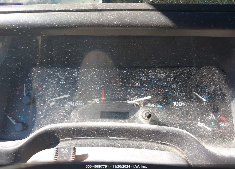 2000 JEEP WRANGLER SAHARA VIN: 1J4FA59S3YP773275