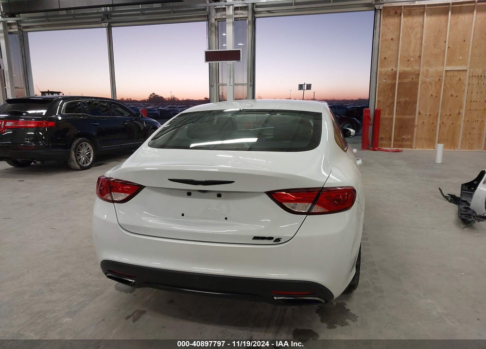 2016 CHRYSLER 200 S VIN: 1C3CCCBB7GN173651