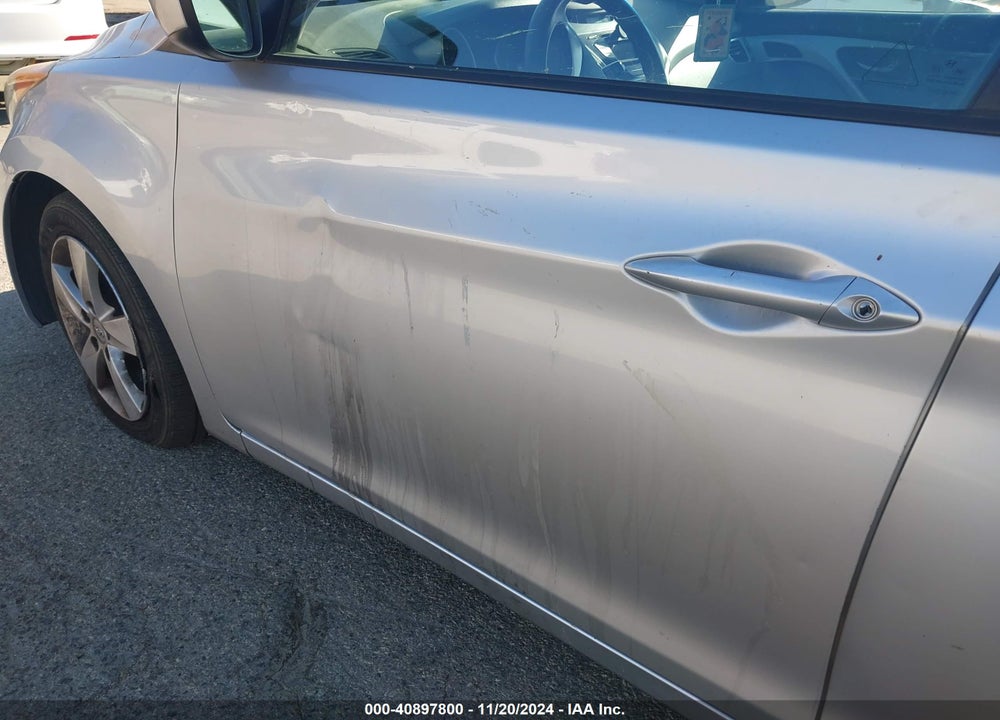 2013 HYUNDAI ELANTRA VIN: 5NPDH4AE5DH453809