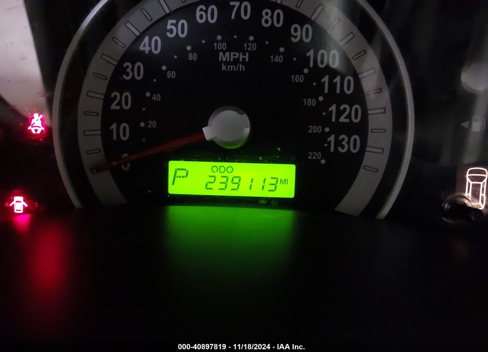 2008 HYUNDAI ENTOURAGE GLS/LIMITED VIN: KNDMC233286055438