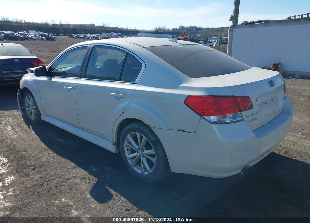2014 SUBARU LEGACY 2.5I LIMITED VIN: 4S3BMBL68E3005137