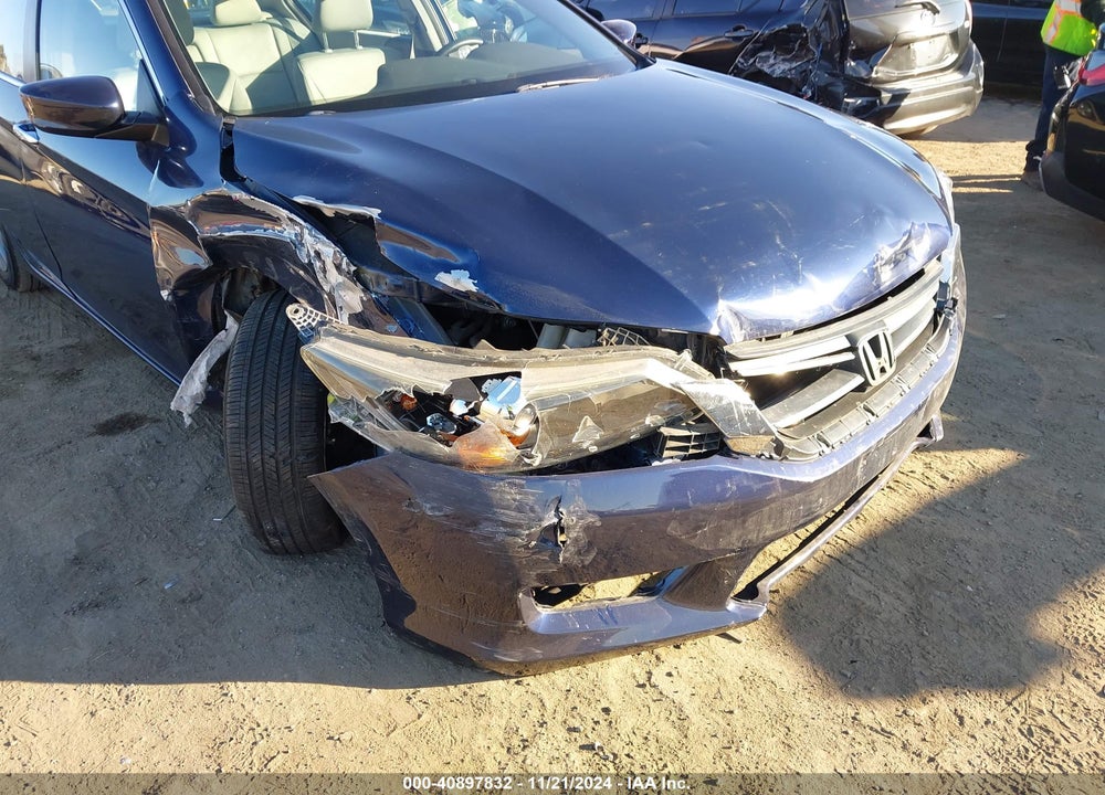 2015 HONDA ACCORD LX VIN: 1HGCR2F31FA092028