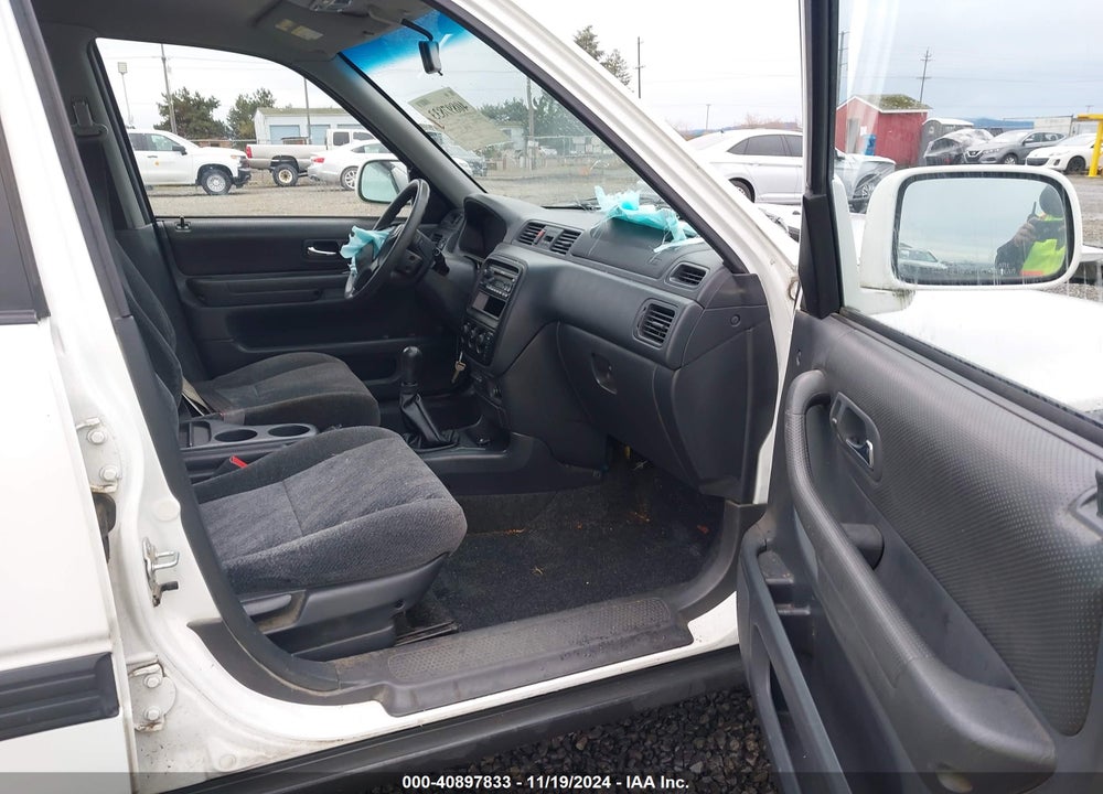 2000 HONDA CR-V EX VIN: JHLRD1760YC011198