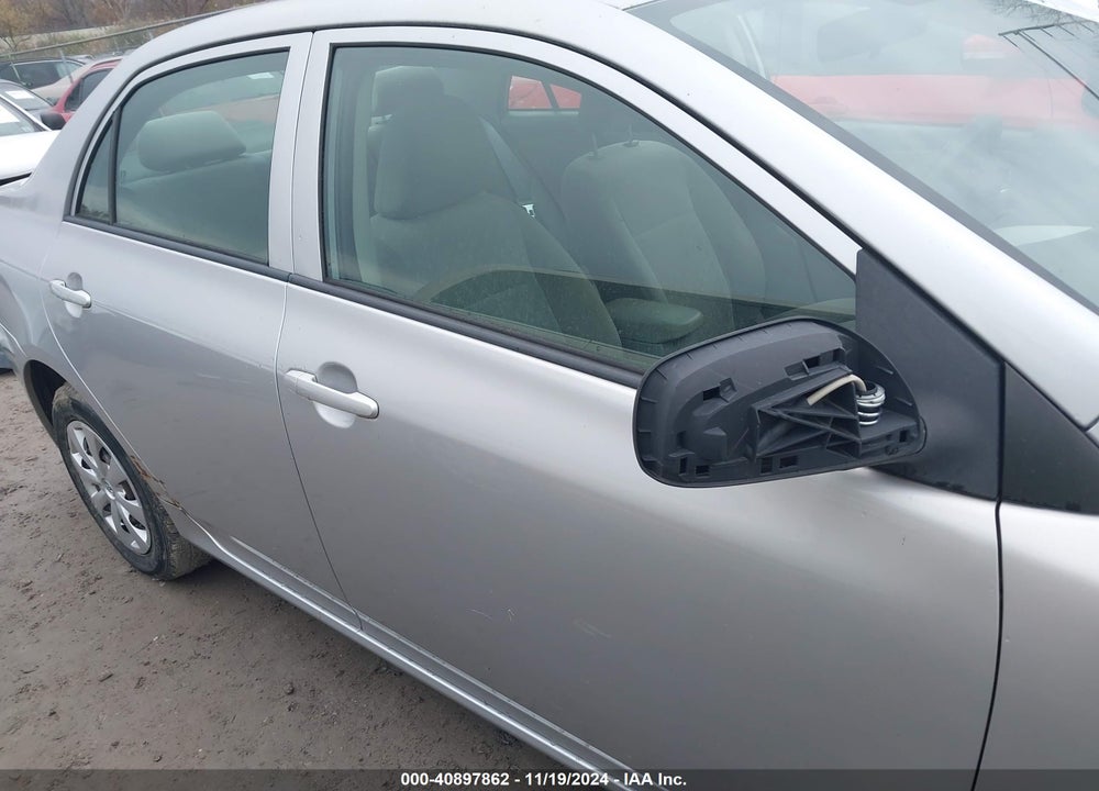 2009 TOYOTA COROLLA LE VIN: 1NXBU40E89Z159656