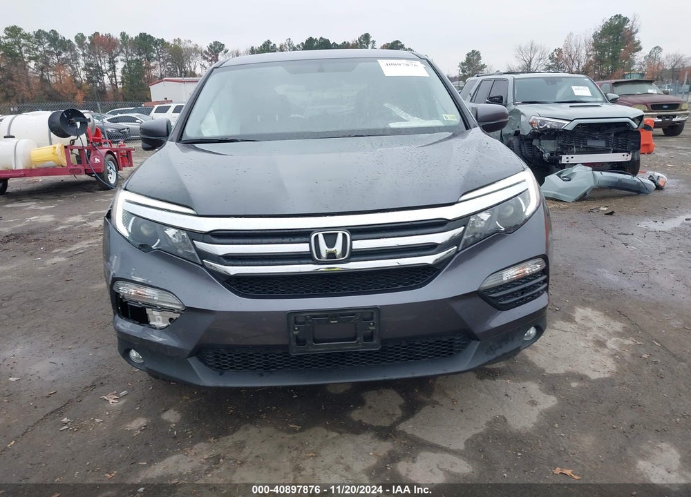 2017 HONDA PILOT EX VIN: 5FNYF6H33HB040718