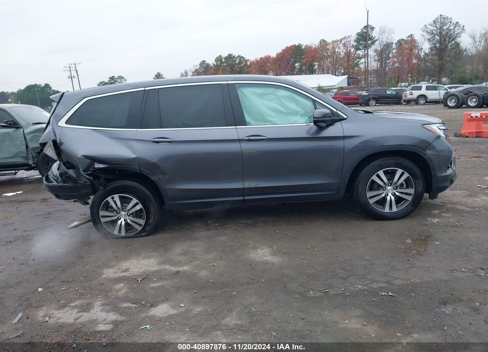 2017 HONDA PILOT EX VIN: 5FNYF6H33HB040718