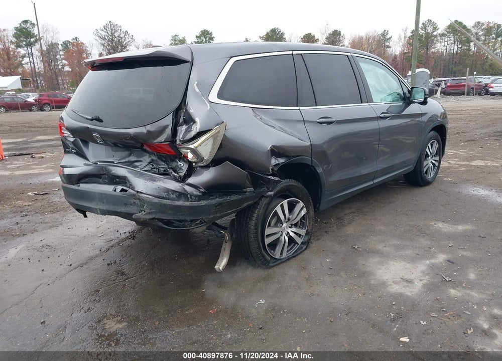 2017 HONDA PILOT EX VIN: 5FNYF6H33HB040718
