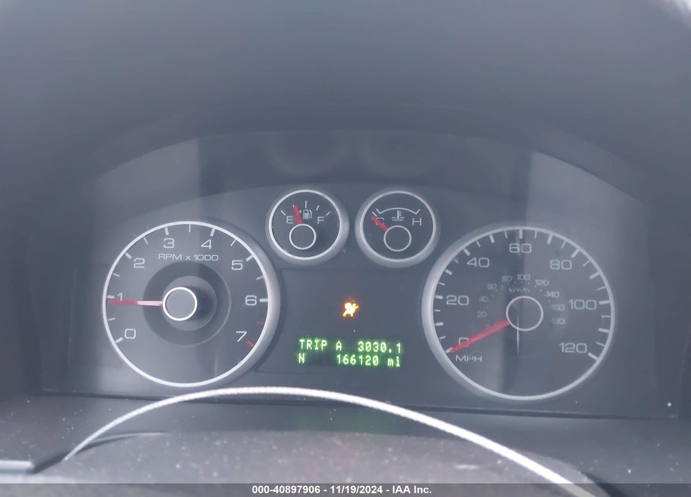 2009 FORD FUSION VIN: 3FAHP081X9R101240