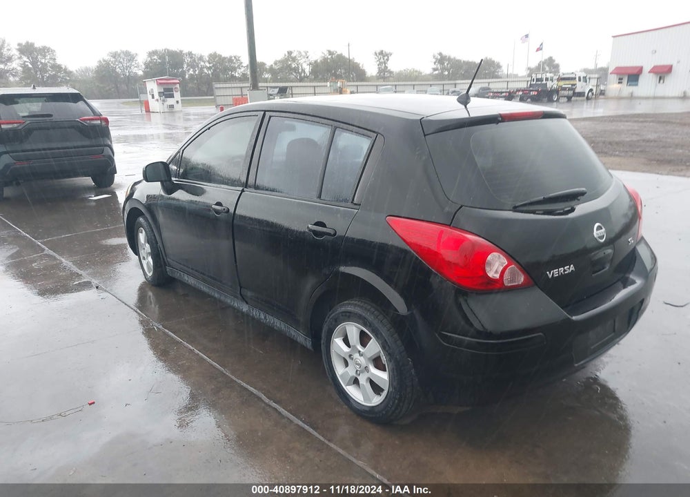 2009 NISSAN VERSA 1.8SL VIN: 3N1BC13E99L376695