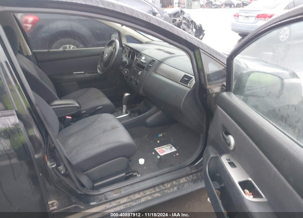 2009 NISSAN VERSA 1.8SL VIN: 3N1BC13E99L376695