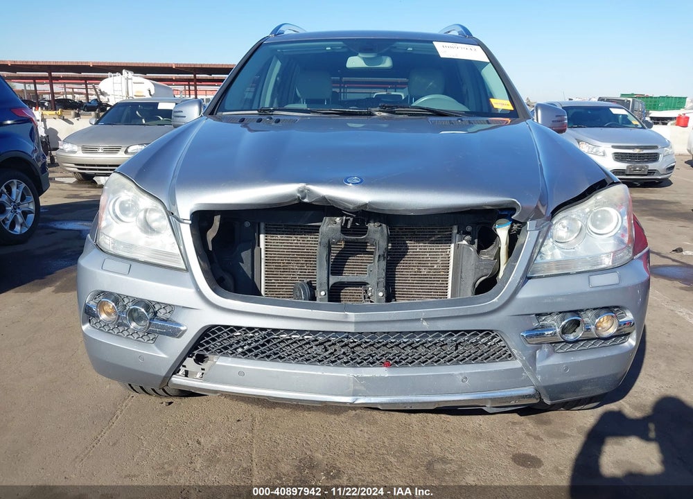 2011 MERCEDES-BENZ GL 450 4MATIC VIN: 4JGBF7BE9BA700536