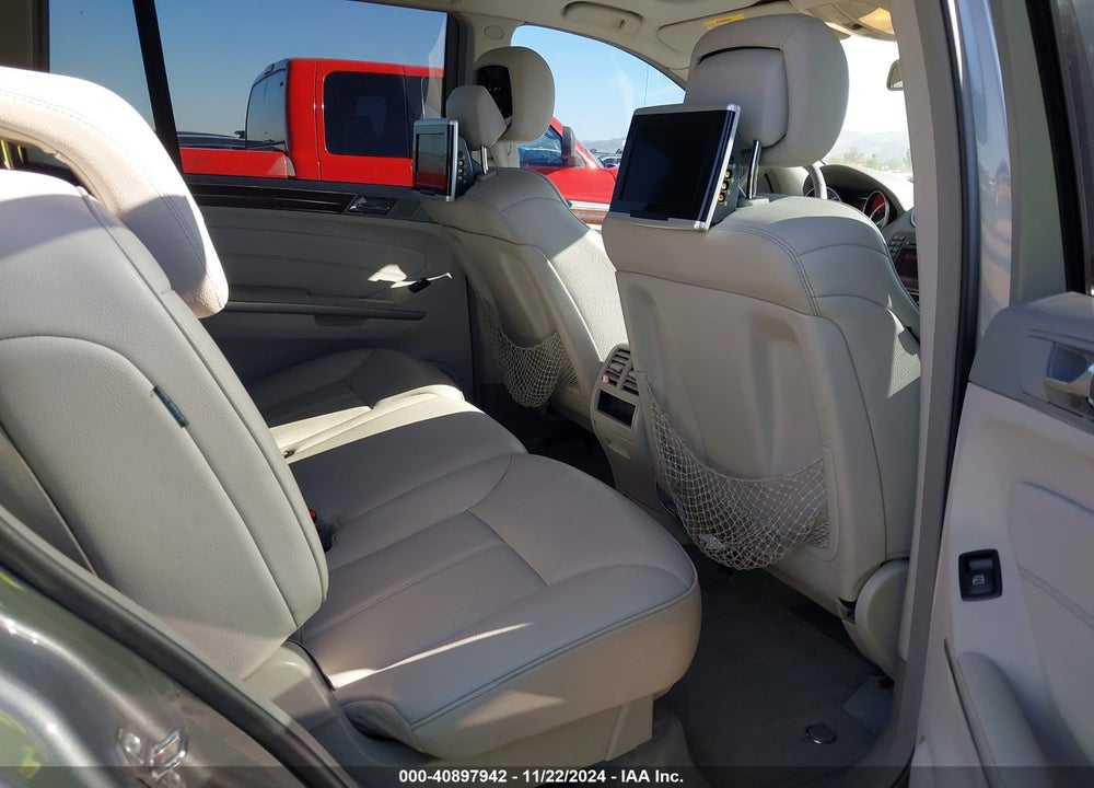2011 MERCEDES-BENZ GL 450 4MATIC VIN: 4JGBF7BE9BA700536