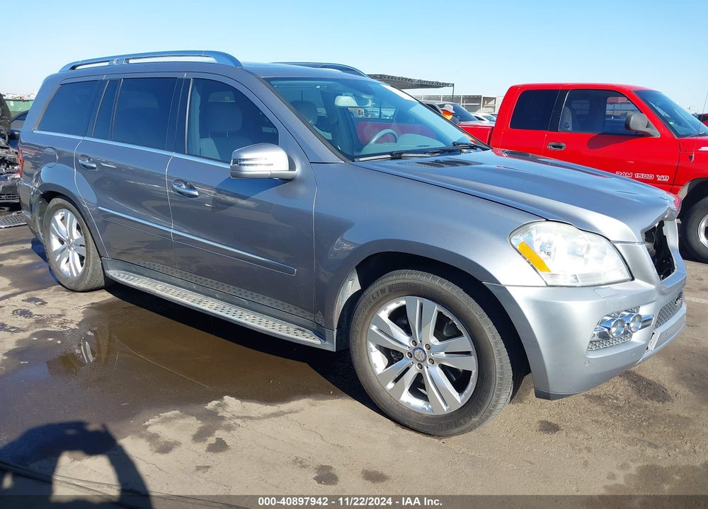 2011 MERCEDES-BENZ GL 450 4MATIC VIN: 4JGBF7BE9BA700536