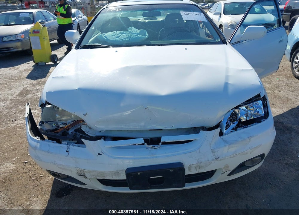 2002 HONDA ACCORD 3.0 EX VIN: 1HGCG22532A003423