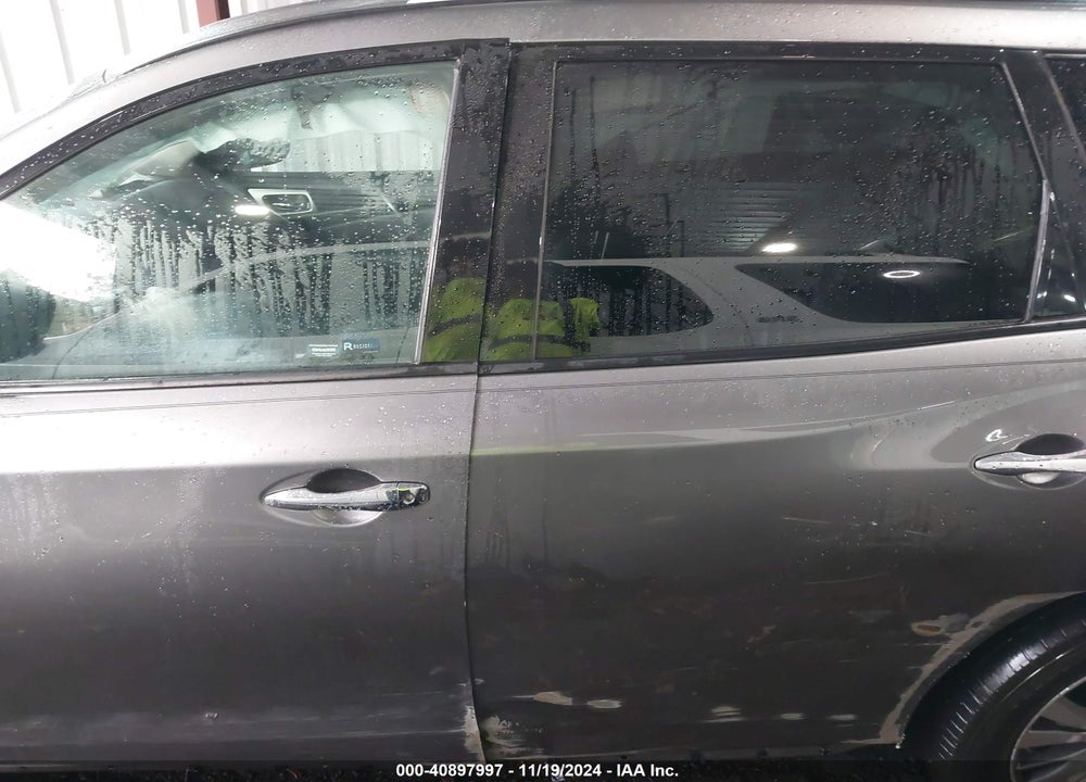 2020 NISSAN PATHFINDER S 2WD VIN: 5N1DR2AN8LC626424