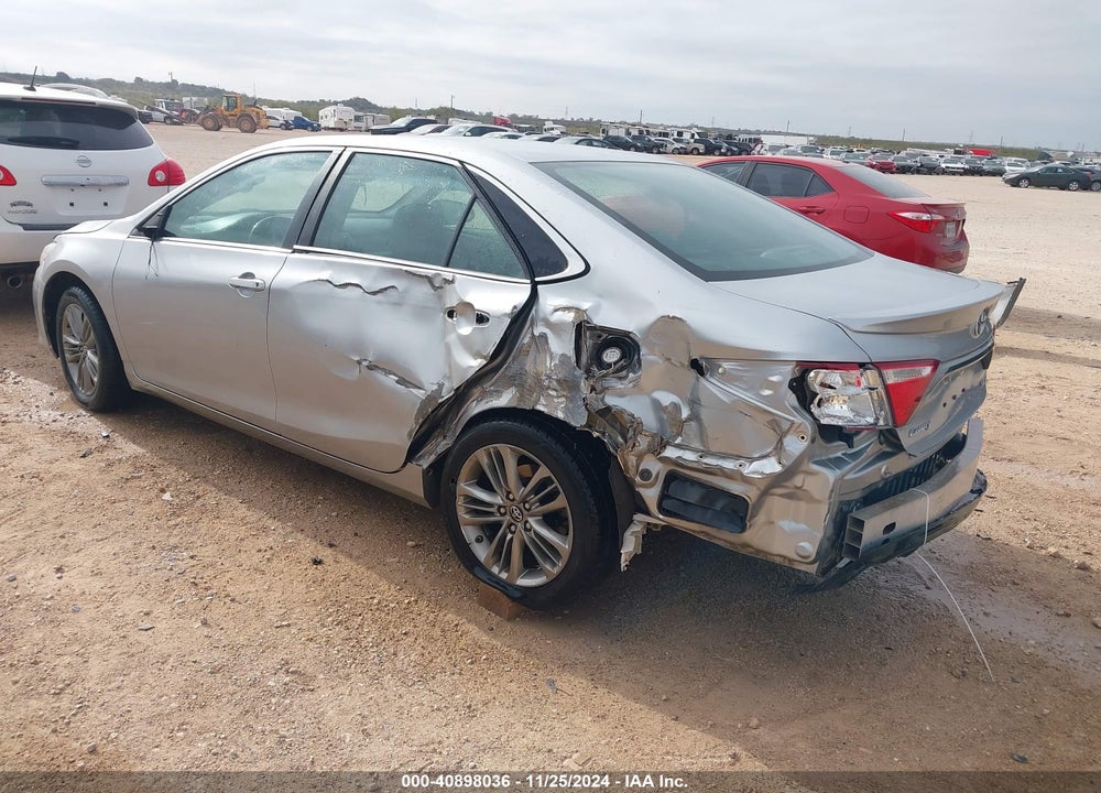 2017 TOYOTA CAMRY SE VIN: 4T1BF1FK2HU411678