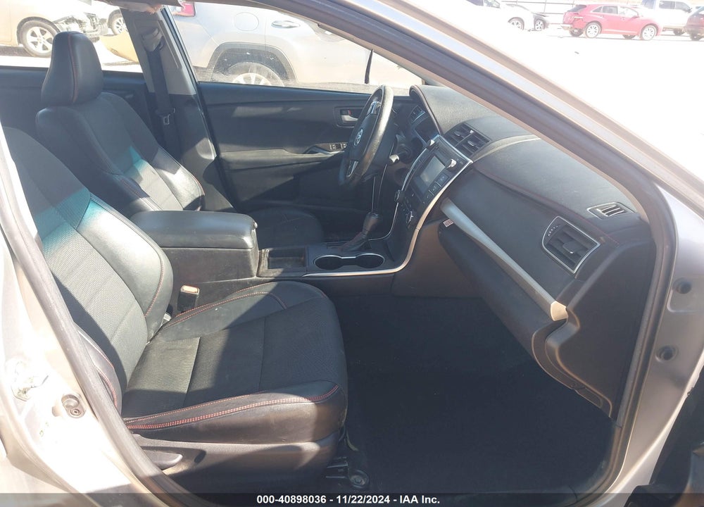 2017 TOYOTA CAMRY SE VIN: 4T1BF1FK2HU411678