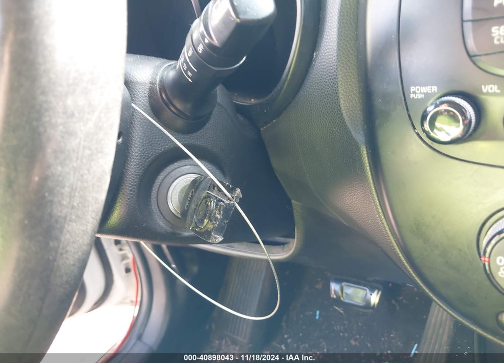 2015 KIA SOUL VIN: KNDJN2A24F7159976