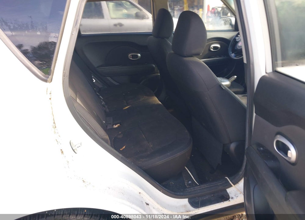 2015 KIA SOUL VIN: KNDJN2A24F7159976