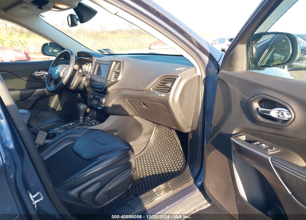 2019 JEEP CHEROKEE LATITUDE PLUS 4X4 VIN: 1C4PJMLB4KD375160