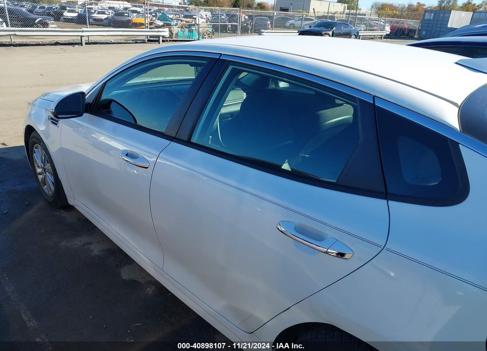 2016 KIA OPTIMA LX VIN: 5XXGT4L31GG055309
