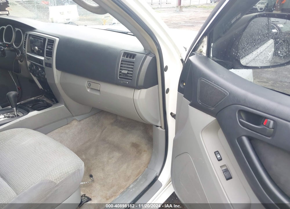 2005 TOYOTA 4RUNNER SR5 V6 VIN: JTEZU14R650053976