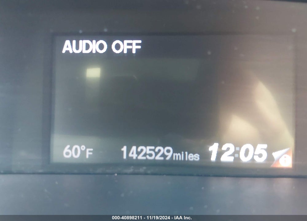 2013 HONDA CIVIC HYBRID VIN: 19XFB4F28DE203705