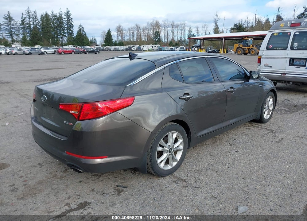 2011 KIA OPTIMA EX VIN: KNAGN4A75B5100603