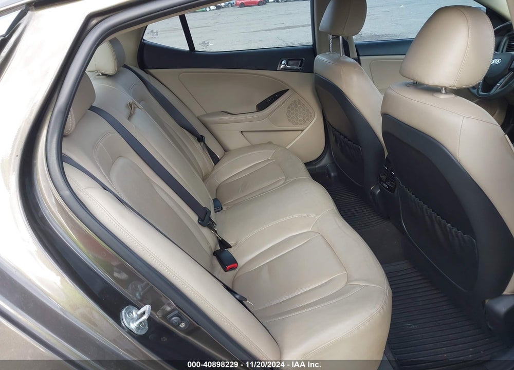 2011 KIA OPTIMA EX VIN: KNAGN4A75B5100603