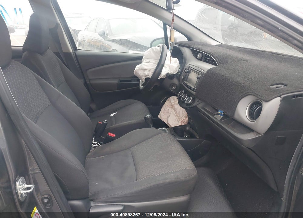 2015 TOYOTA YARIS LE VIN: VNKKTUD34FA036702