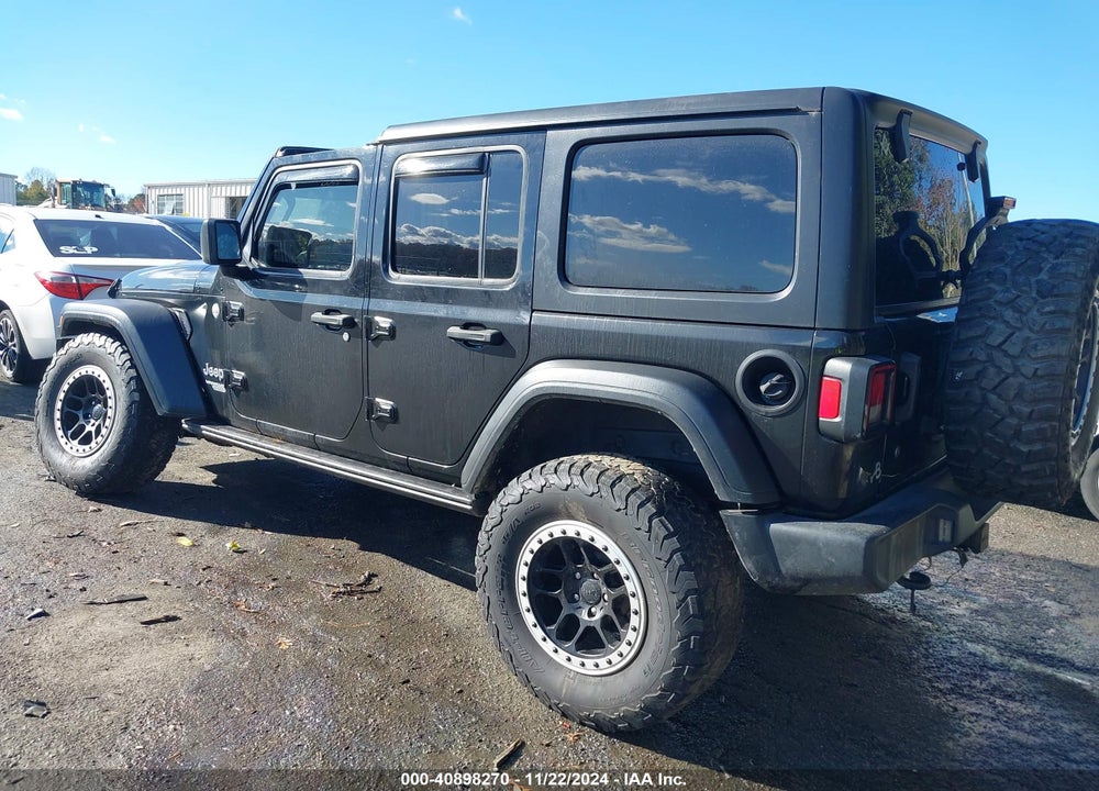2018 JEEP WRANGLER UNLIMITED SPORT 4X4 VIN: 1C4HJXDGXJW133413