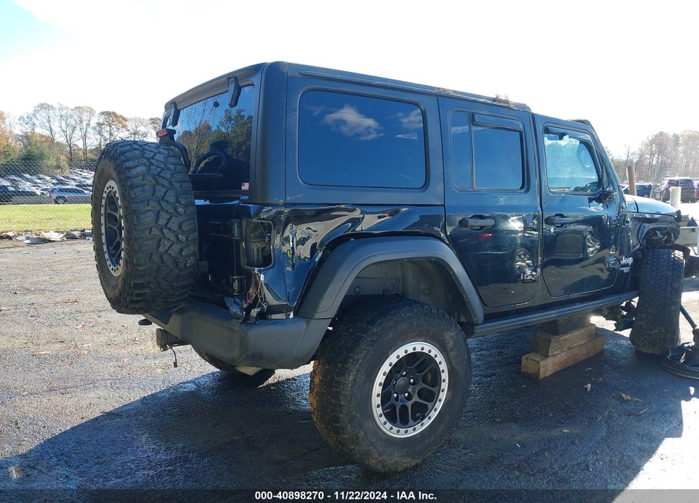 2018 JEEP WRANGLER UNLIMITED SPORT 4X4 VIN: 1C4HJXDGXJW133413