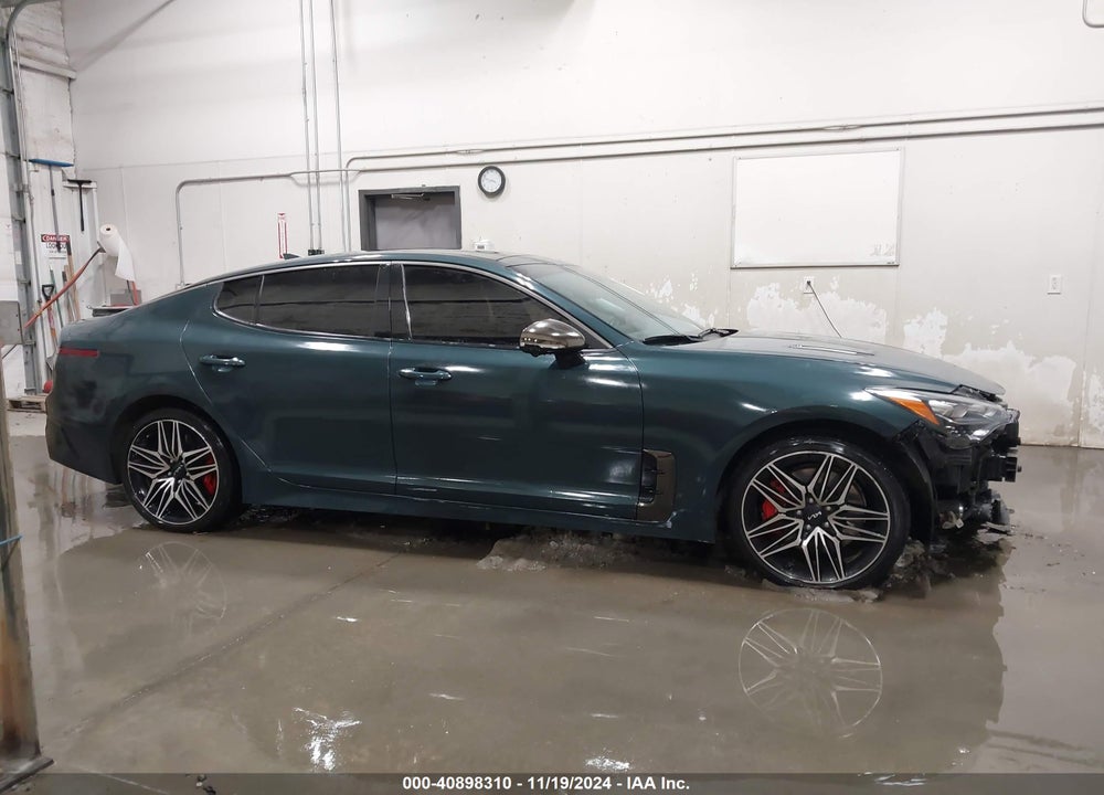 2022 KIA STINGER GT2 VIN: KNAE55LCXN6103499