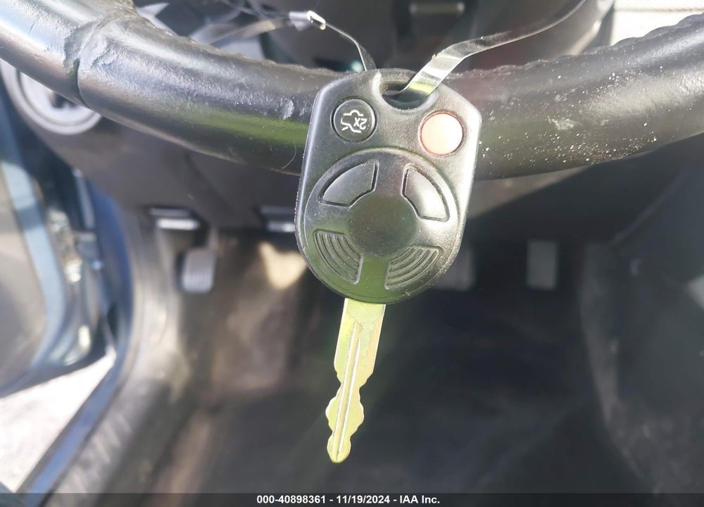 2010 FORD ESCAPE XLT VIN: 1FMCU0DG0AKC50526