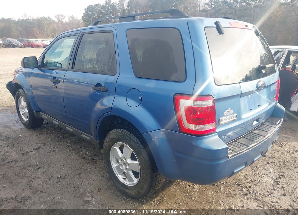 2010 FORD ESCAPE XLT VIN: 1FMCU0DG0AKC50526