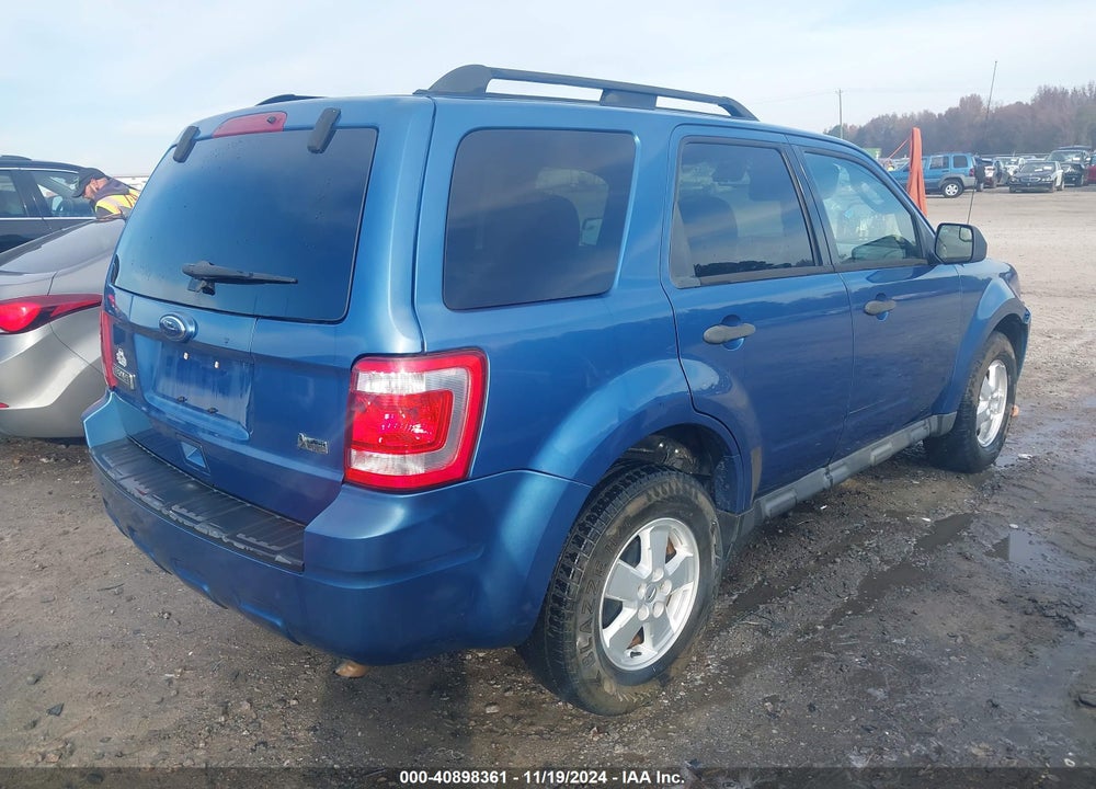 2010 FORD ESCAPE XLT VIN: 1FMCU0DG0AKC50526