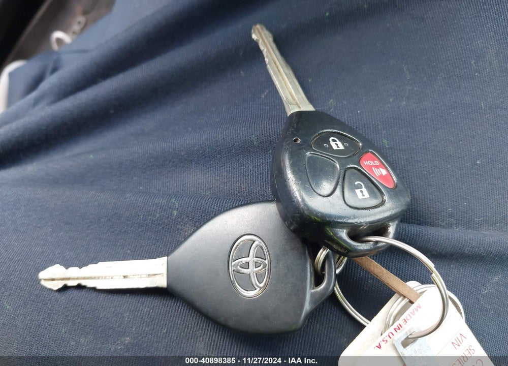 2009 TOYOTA MATRIX S VIN: 2T1LE40E29C009853