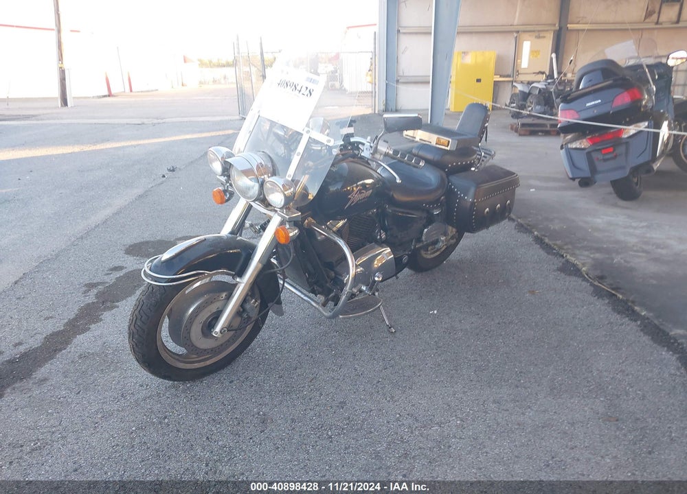 2000 HONDA VT1100 C2 VIN: 1HFSC430XYA001915