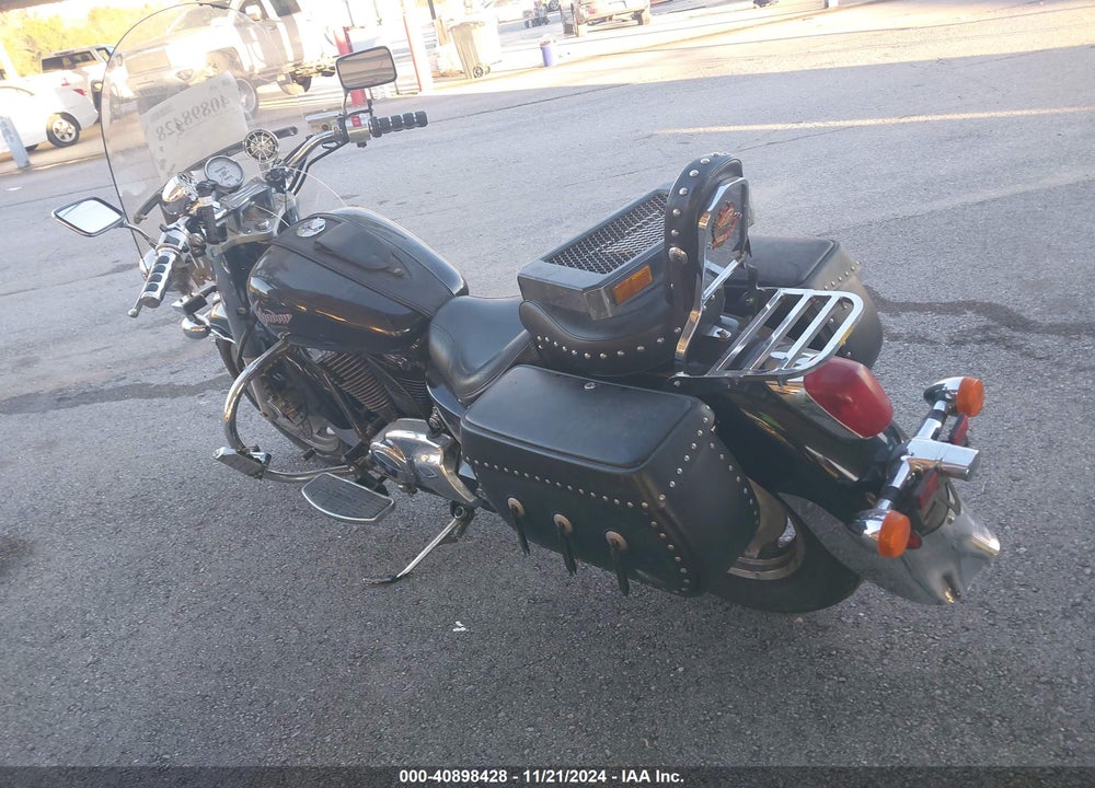 2000 HONDA VT1100 C2 VIN: 1HFSC430XYA001915