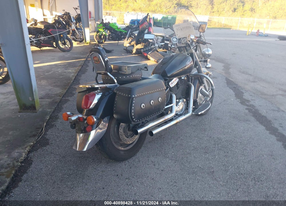 2000 HONDA VT1100 C2 VIN: 1HFSC430XYA001915