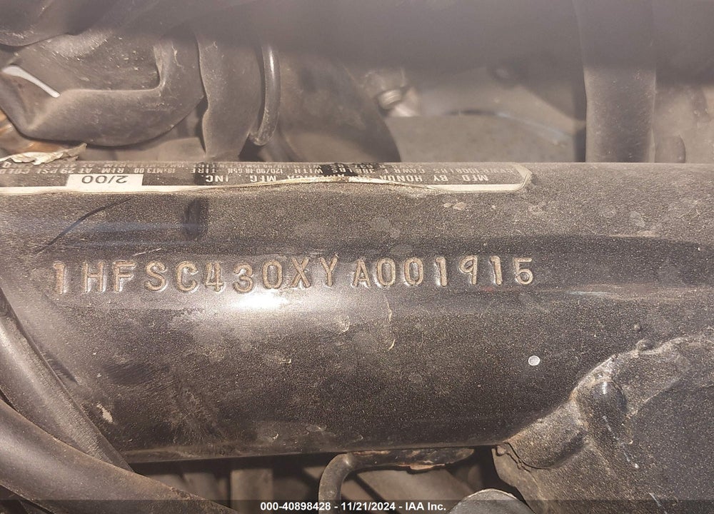 2000 HONDA VT1100 C2 VIN: 1HFSC430XYA001915