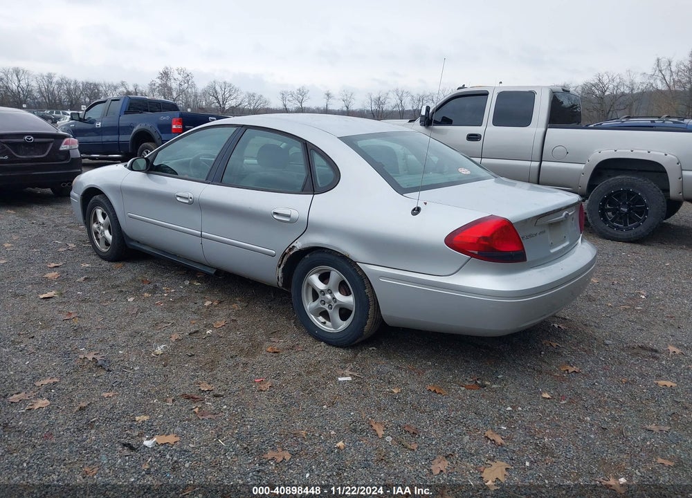 2004 FORD TAURUS SES VIN: 1FAFP55U94G118307